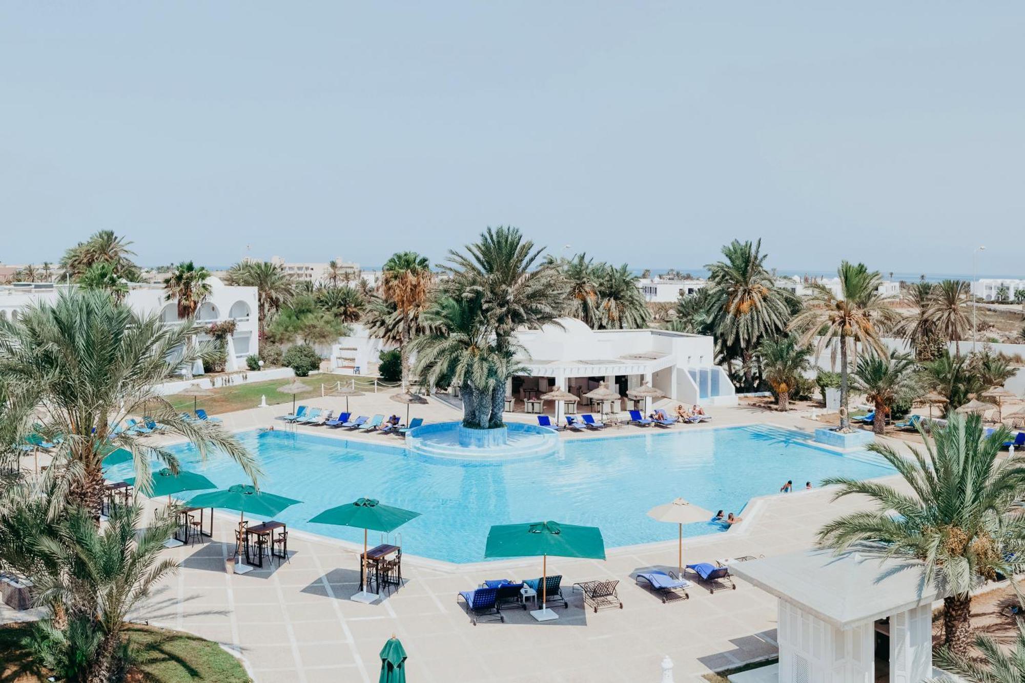 Hotel Bougainvillier Djerba Taguermess Εξωτερικό φωτογραφία